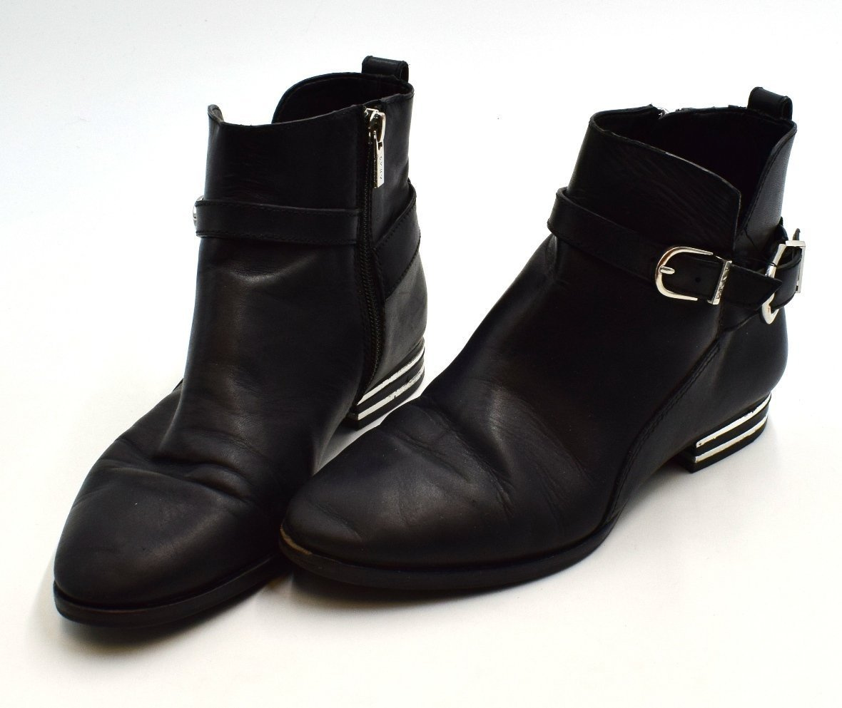 Dkny black outlet booties