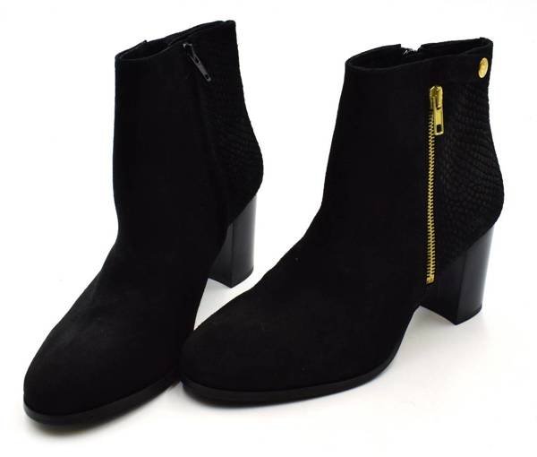 AF branded leather women's boots 39