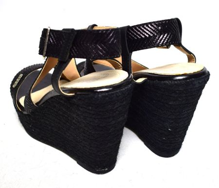 Cassis Cote D`azur Women's Sandals 39