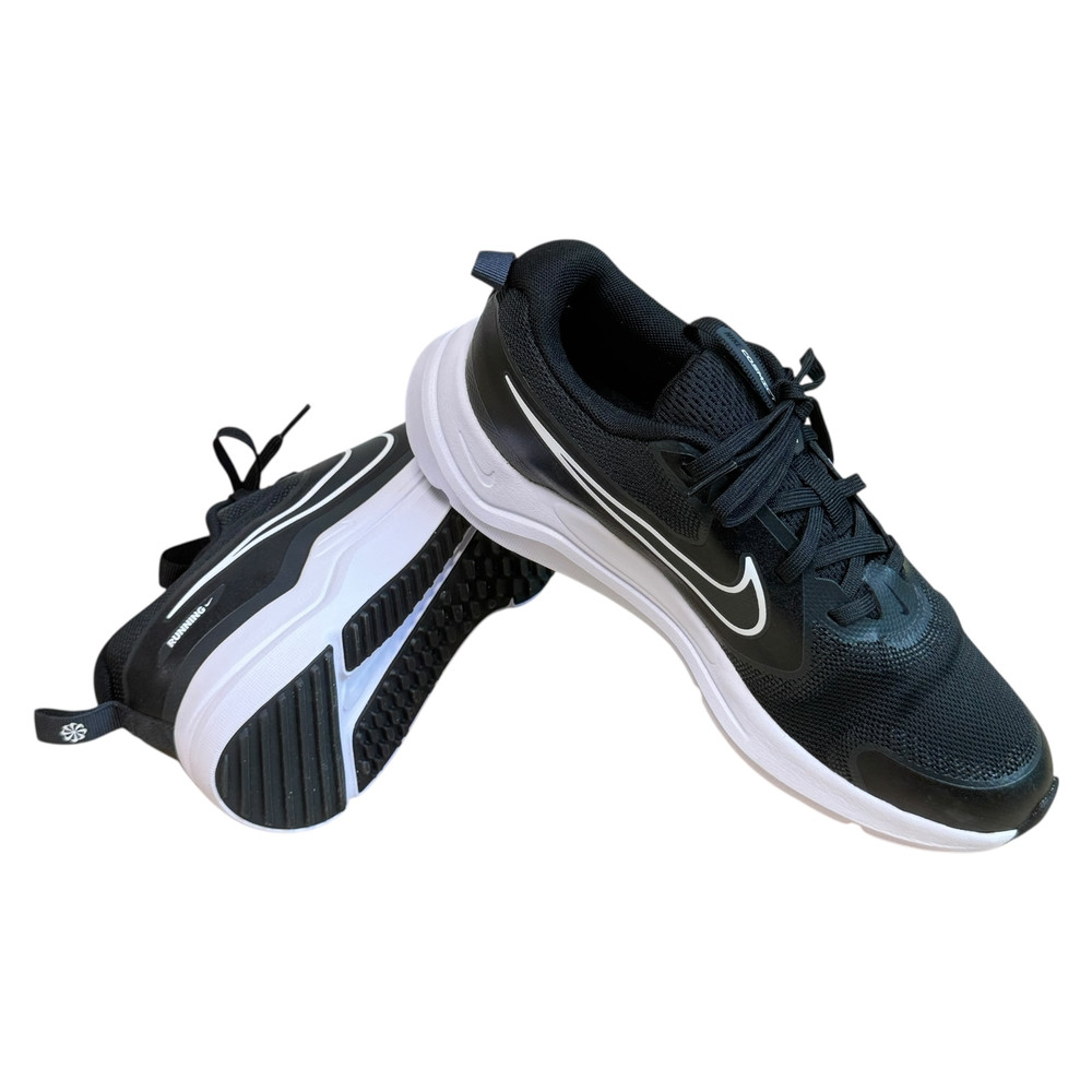 Nike Cosmic Runner BUTY SPORTOWE dziecięce 39/40