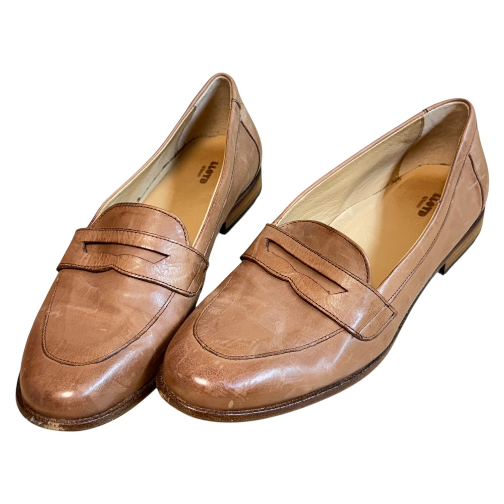 Lloyd PÓŁBUTY wsuwane damskie 39