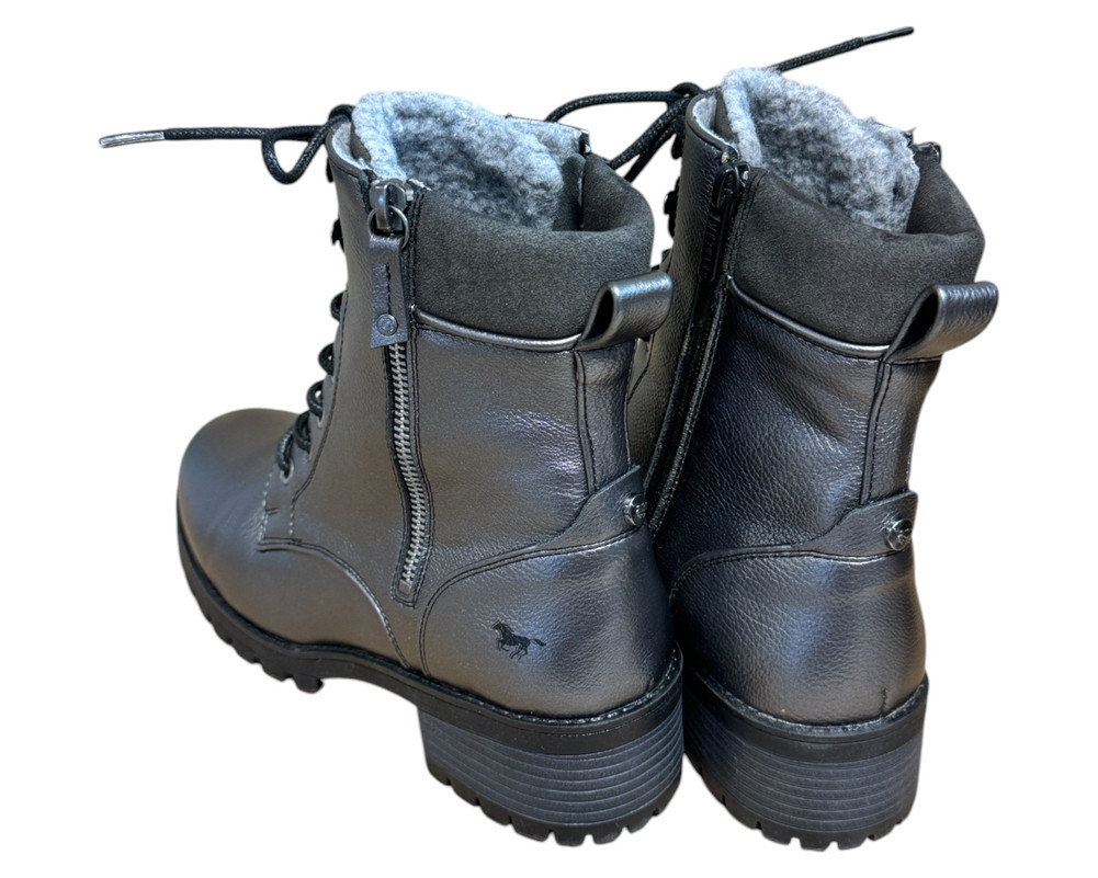 Mustang  BOTKI  damskie 39