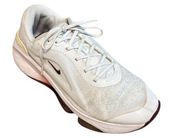 Nike W VERSAIR BUTY SPORTOWE damskie 41