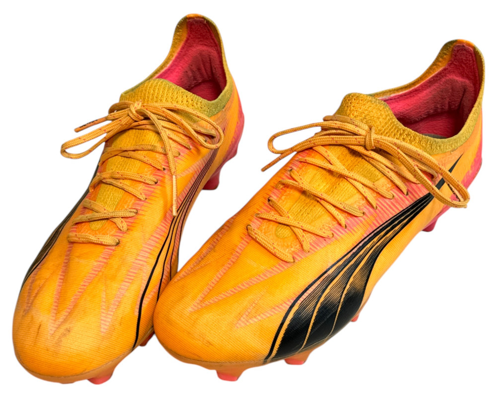 Puma Ultra Ultimate FG AG BUTY SPORTOWE korki męskie 40.5