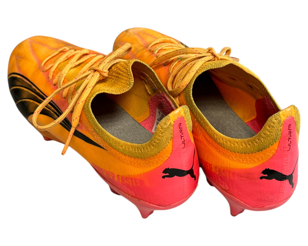 Puma Ultra Ultimate FG AG BUTY SPORTOWE korki męskie 40.5