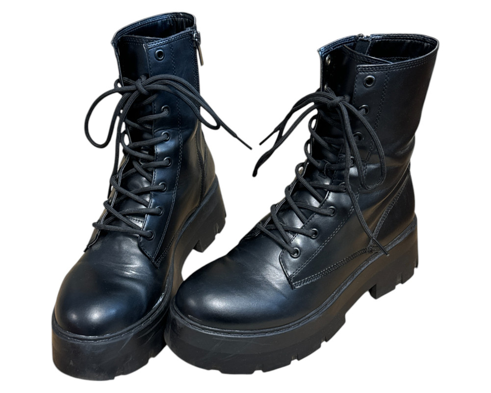 Bershka  BOTKI  damskie 40