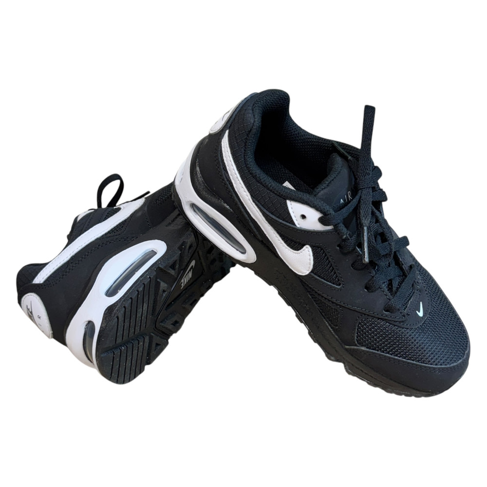 Nike Air Max Ivo BUTY SPORTOWE dziecięce 31.5