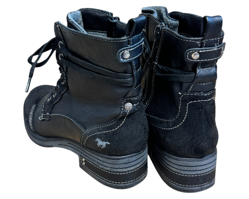 Mustang  BOTKI  damskie 38