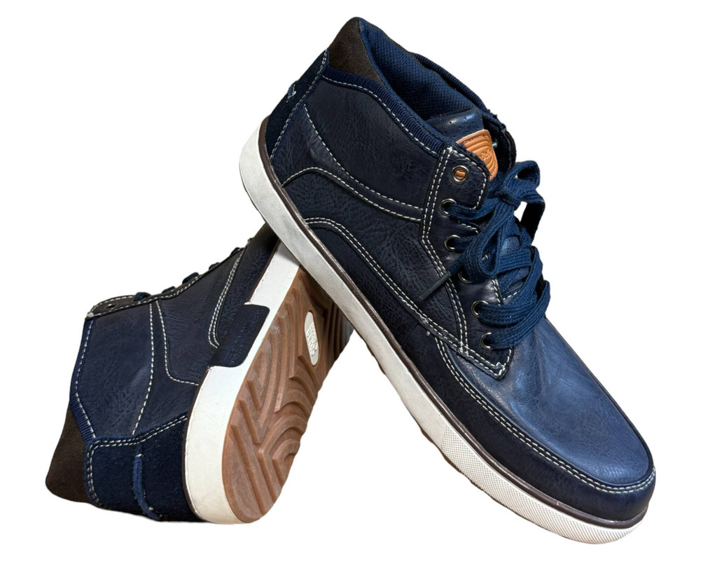 ARRIGO BELLO   BUTY SPORTOWE  męskie 42