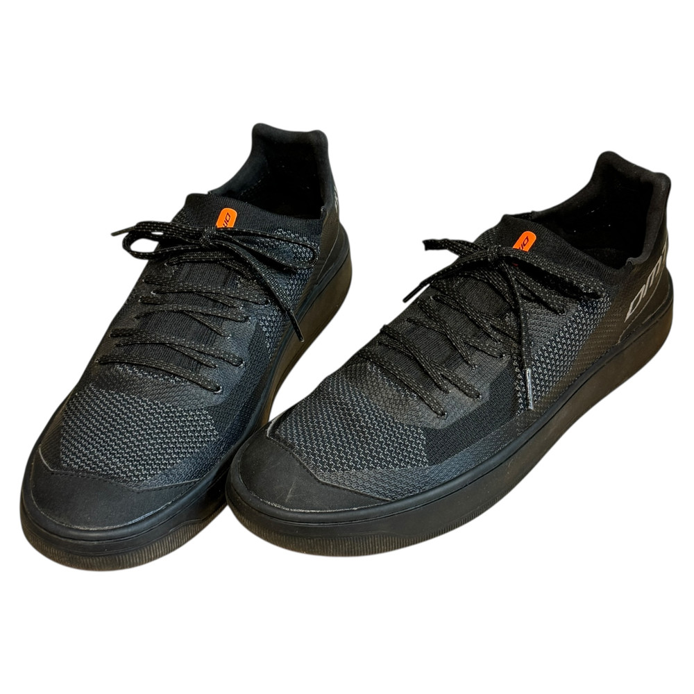 Dmt Fk1 BUTY SPORTOWE męskie 44