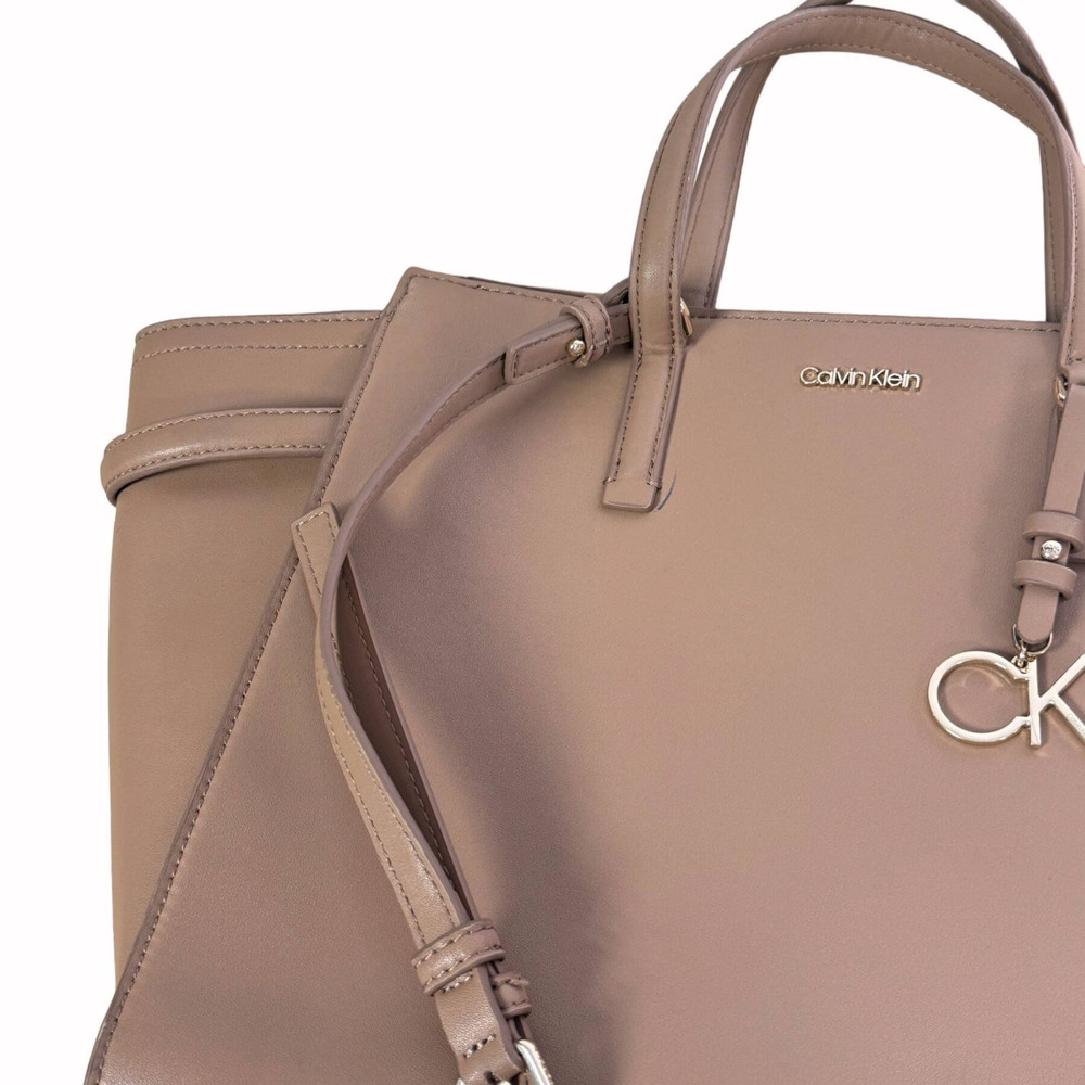Torebka Calvin Klein Must Tote Mid 
