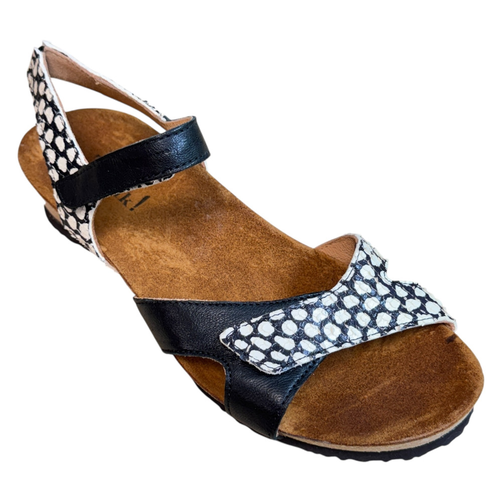 Think SANDAŁY damskie 37