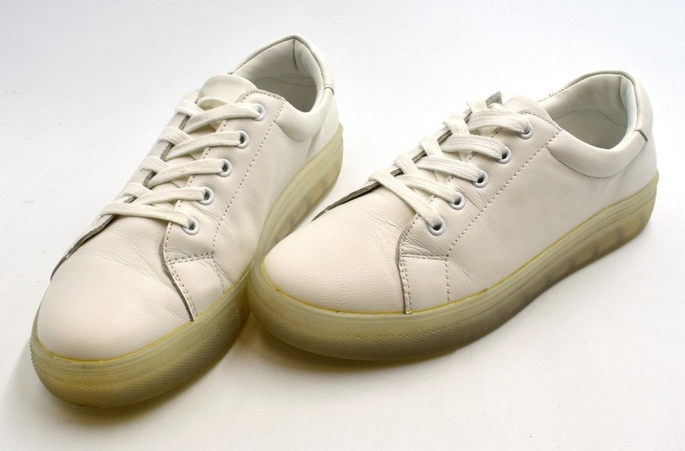 E & O brand leather women's sneakers 38