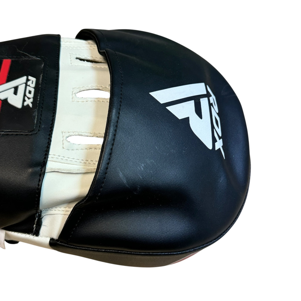 Łapy treningowe trenerskie RDX Focus Pad With Strap