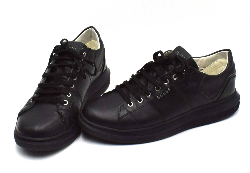 Guess VIBO TRAMPKI  męskie 44