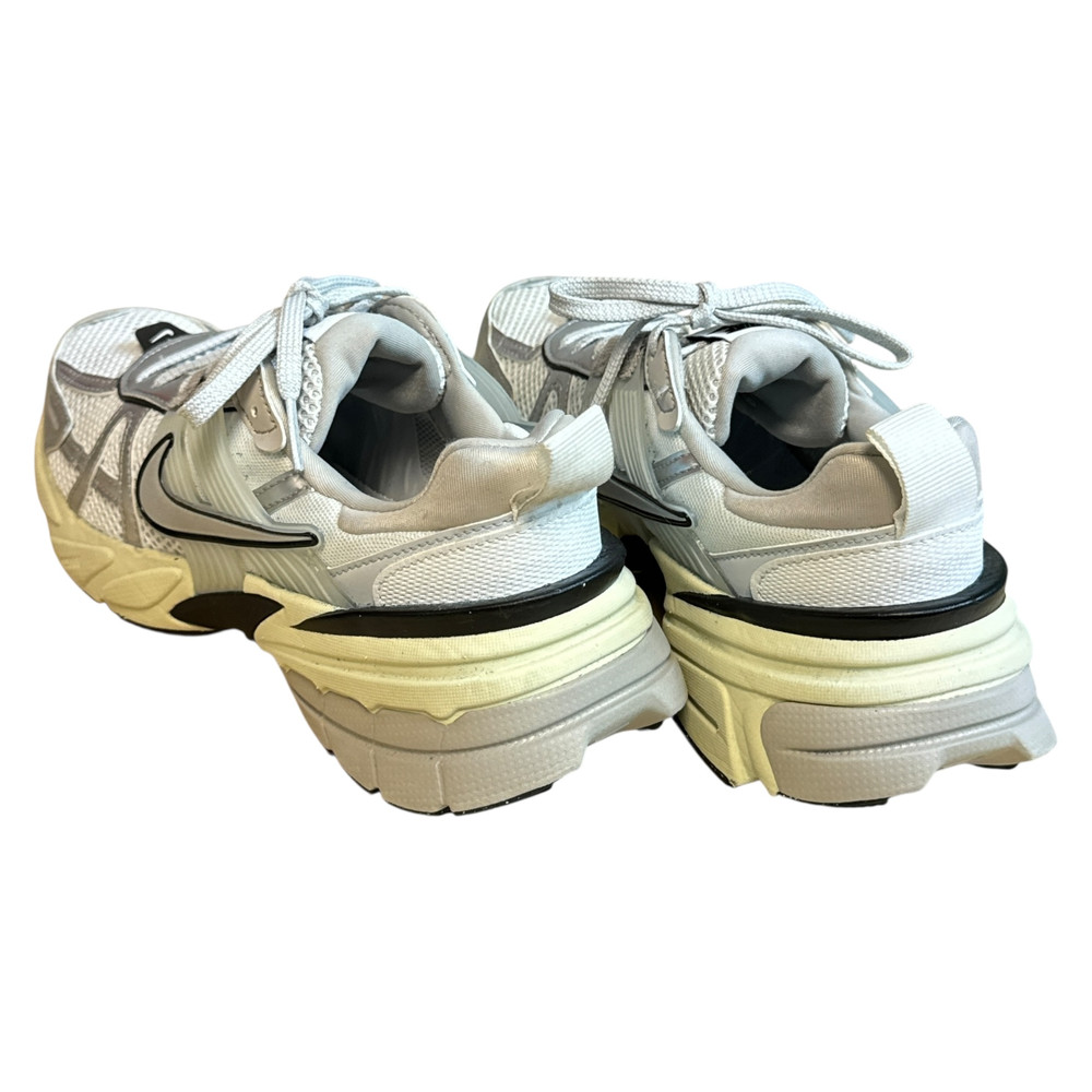 Nike V2K RUN BUTY SPORTOWE damskie 39