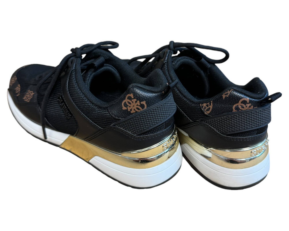 Guess METZ2  TRAMPKI  damskie 37