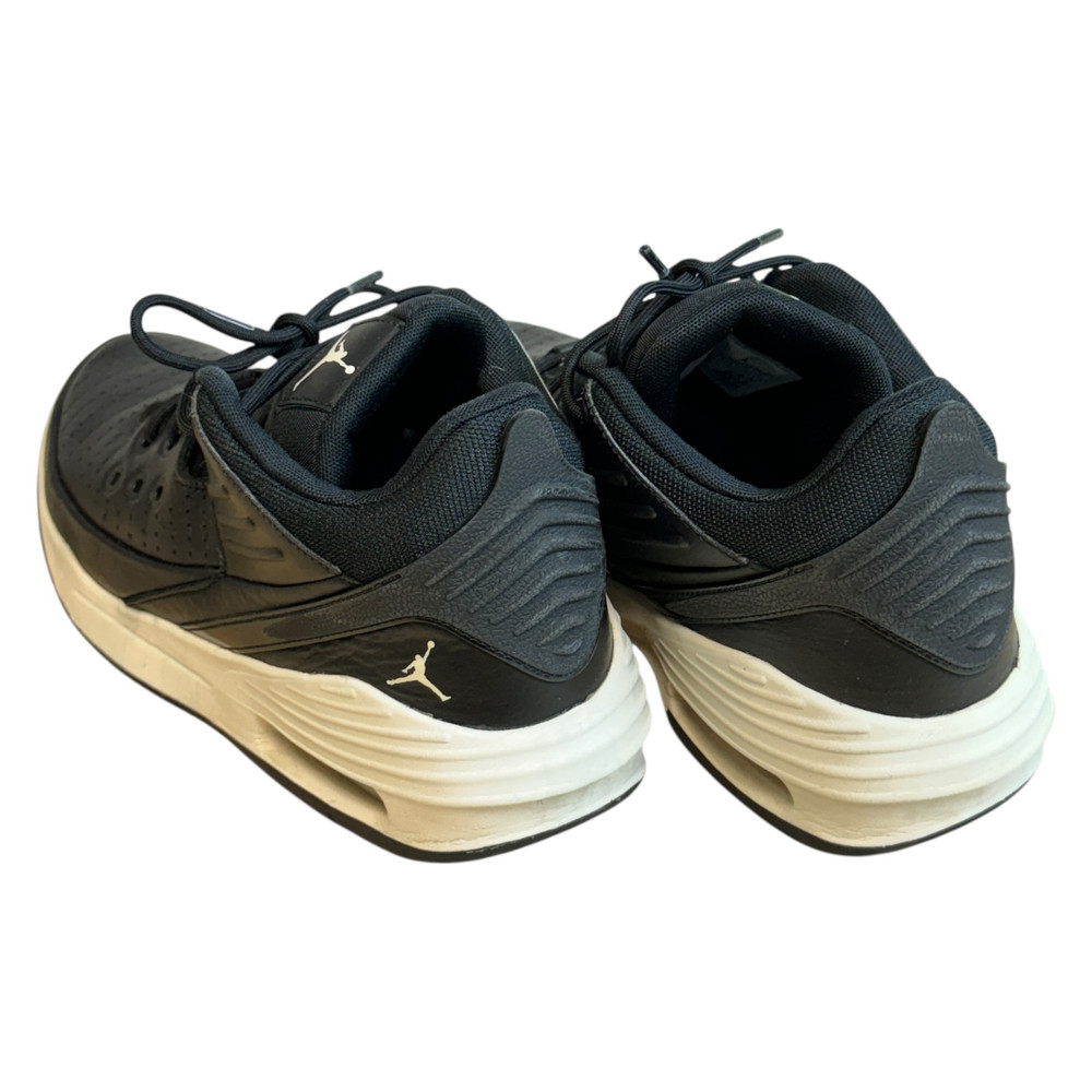Nike Max Aura 5 BUTY SPORTOWE męskie 42,5