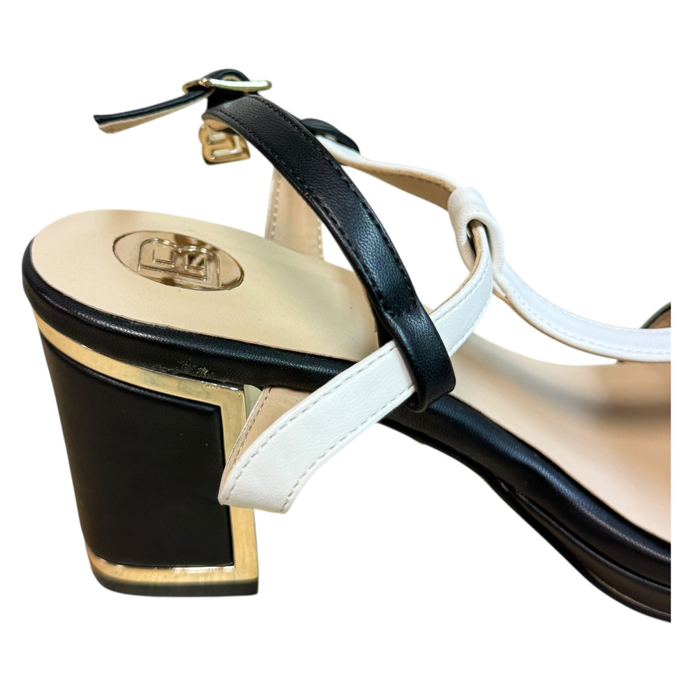 Laura Biagiotti SANDAŁY damskie 36