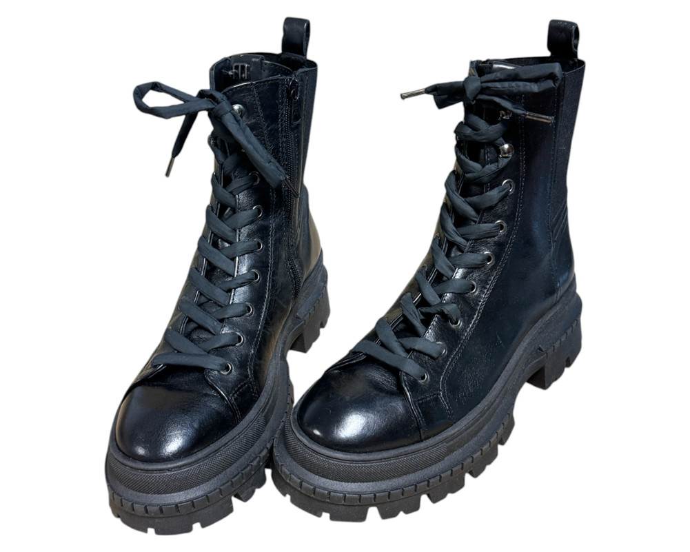 MJUS  BOTKI  damskie 41