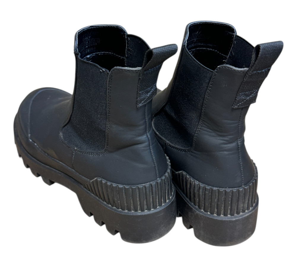 Only  BOTKI  damskie 41