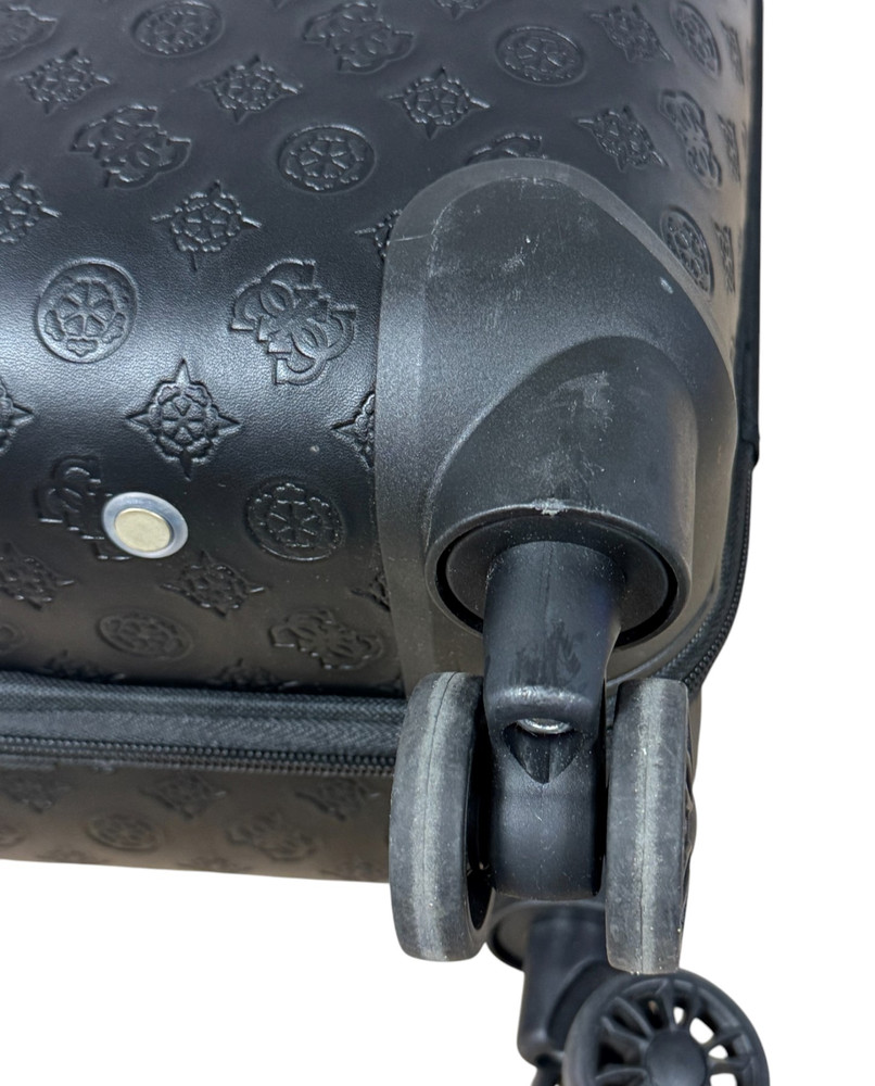 Walizka Kabinowa Guess  WILDER