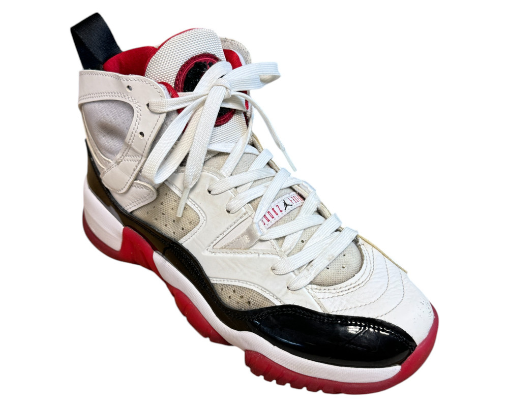 Jordan JUMPMAN TREY TWO BUTY SPORTOWE wysokie dziecięce 39