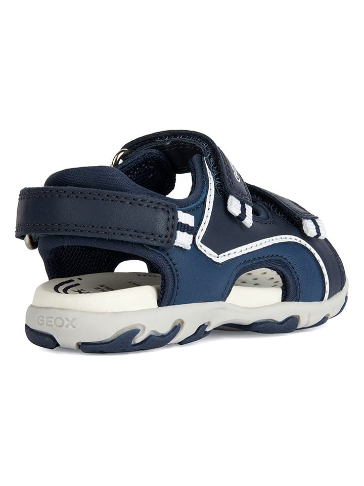 Geox sandały dziecięce Flaffee 24