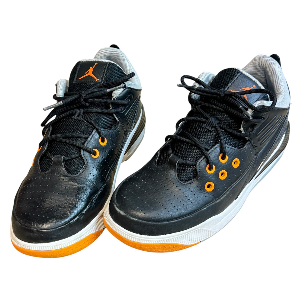 Nike JORDAN MAX AURA 5 BG BUTY SPORTOWE dziecięce 38