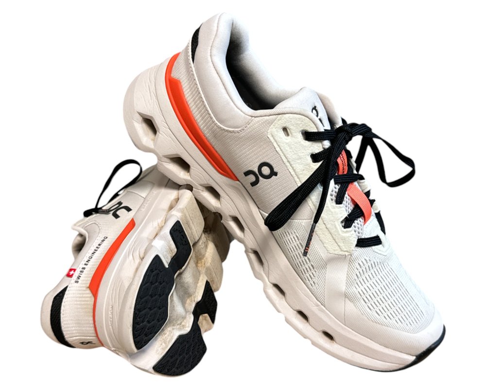 ON Cloudrunner 2 BUTY SPORTOWE  damskie 38,5