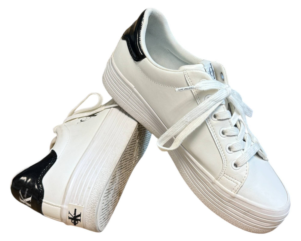 Calvin Klein Jeans  Bold Vulc Flatf Lace Lth Met TRAMPKI  damskie 40