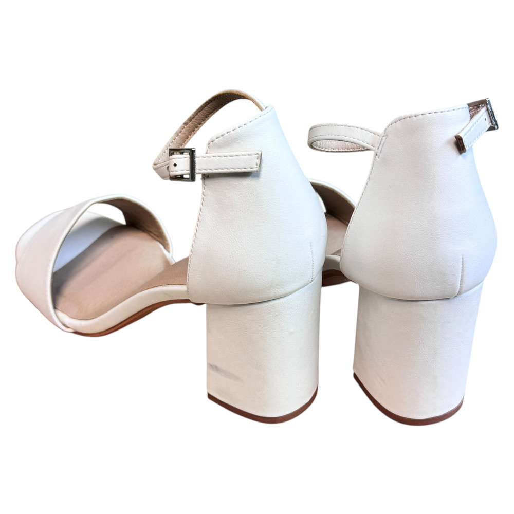 About You Alisha SANDAŁY damskie 38