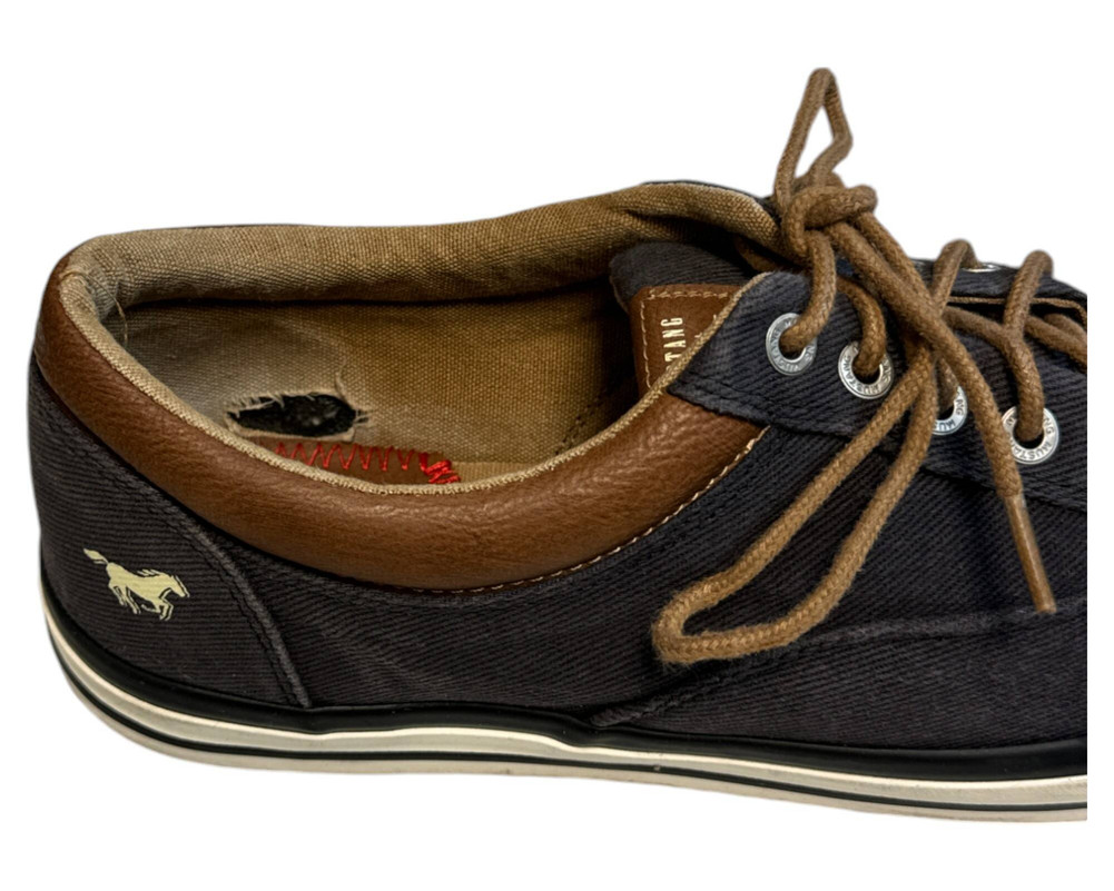 Mustang  TRAMPKI  męskie 43