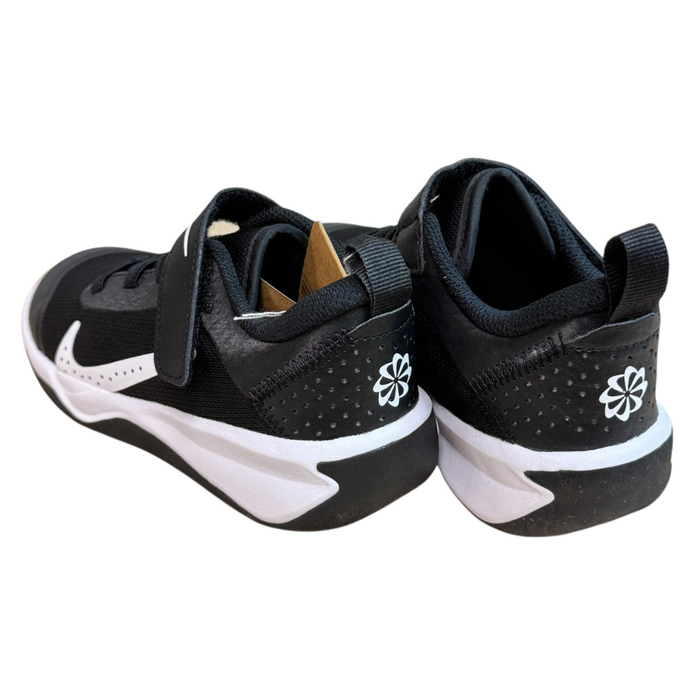 Nike Omni Multi-Court BUTY SPORTOWE dziecięce 31/31.5