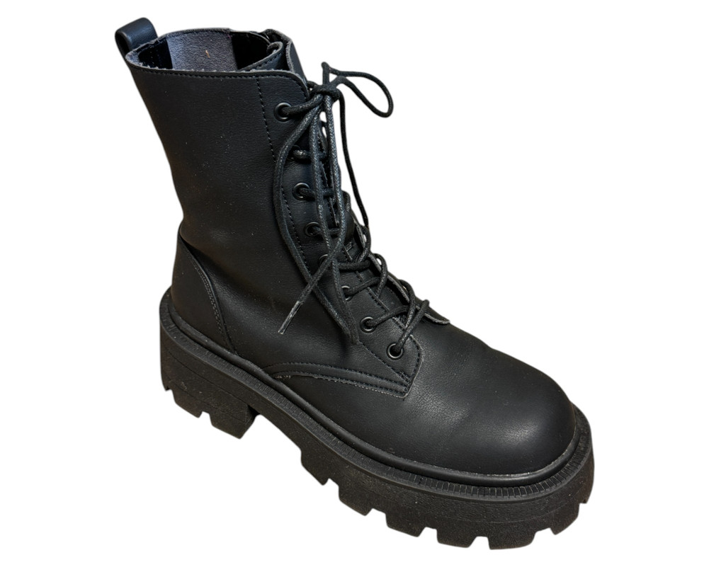 Only  BOTKI  damskie 37