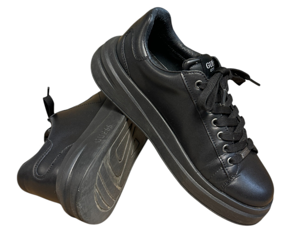 Guess Elbina  TRAMPKI  damskie 38