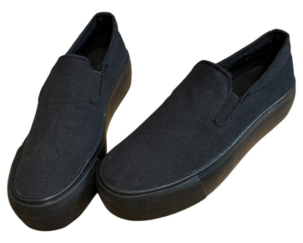 About You Feline TRAMPKI wsuwane damskie 39