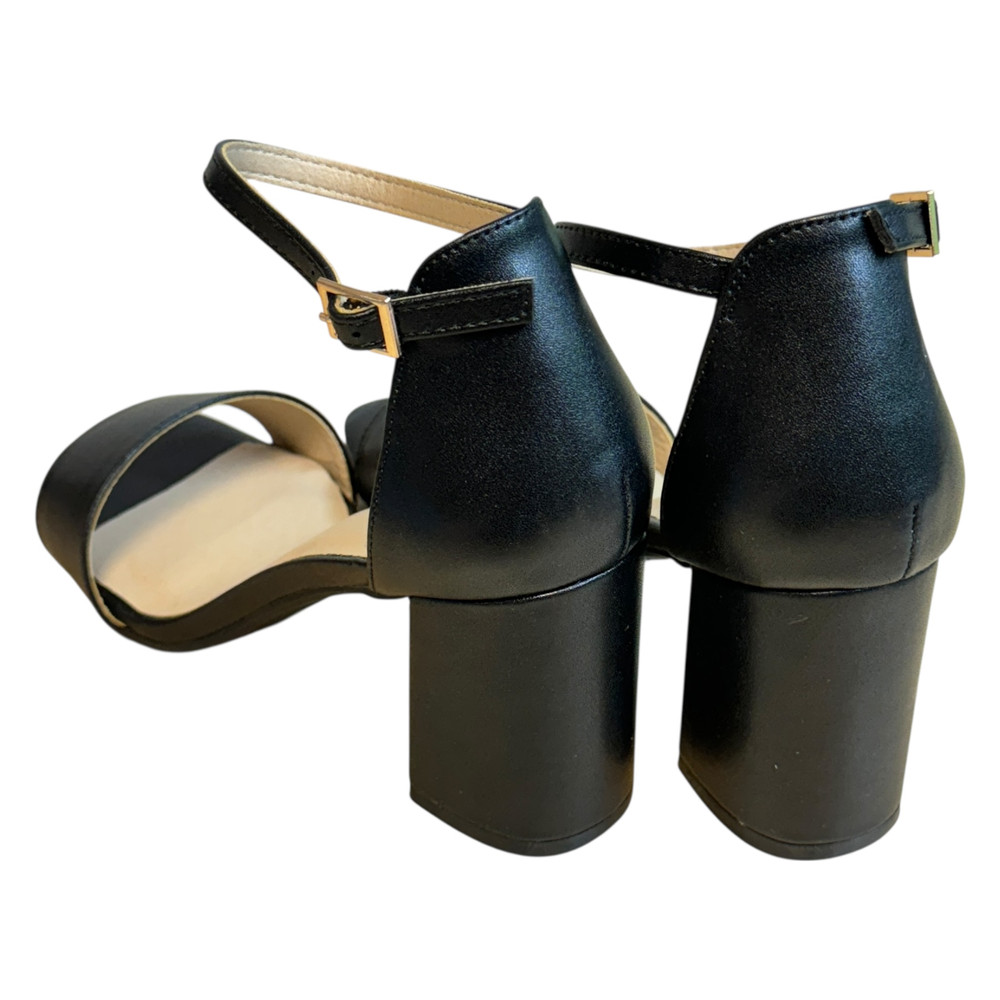 About You Alisha SANDAŁY damskie 39