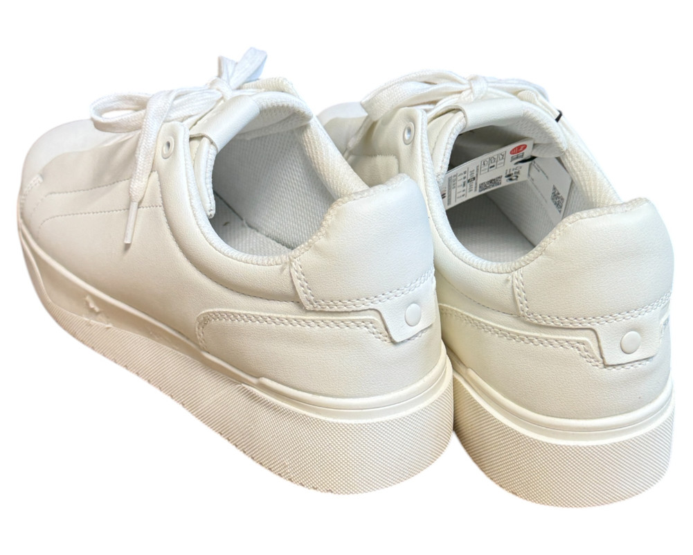 Pull&Bear  BUTY SPORTOWE  męskie 42