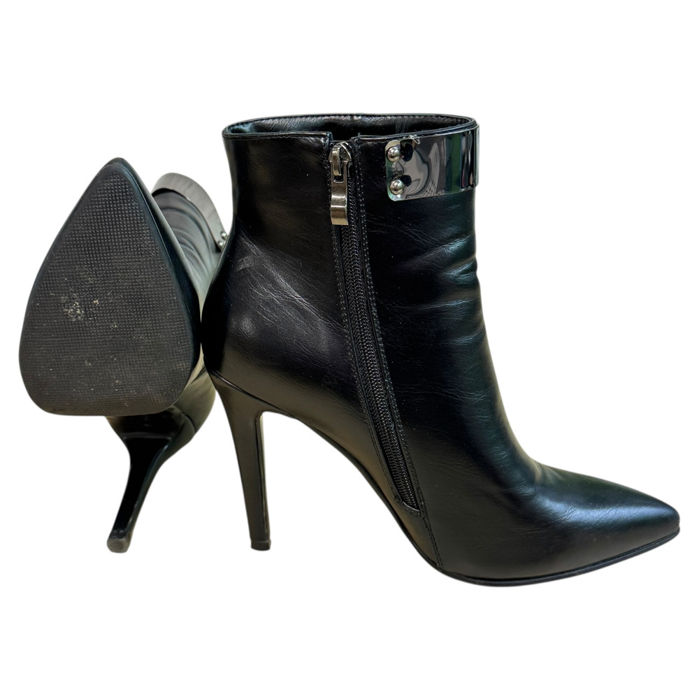 Laura Biagiotti BOTKI damskie 37