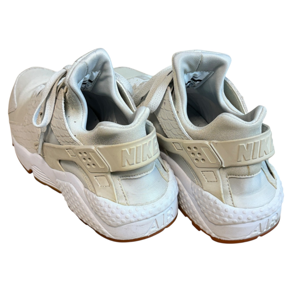 Nike Air Huarache Run SE BUTY SPORTOWE damskie 39