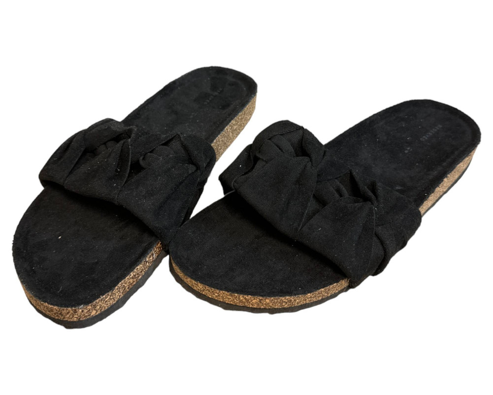 Reserved KLAPKI damskie 41