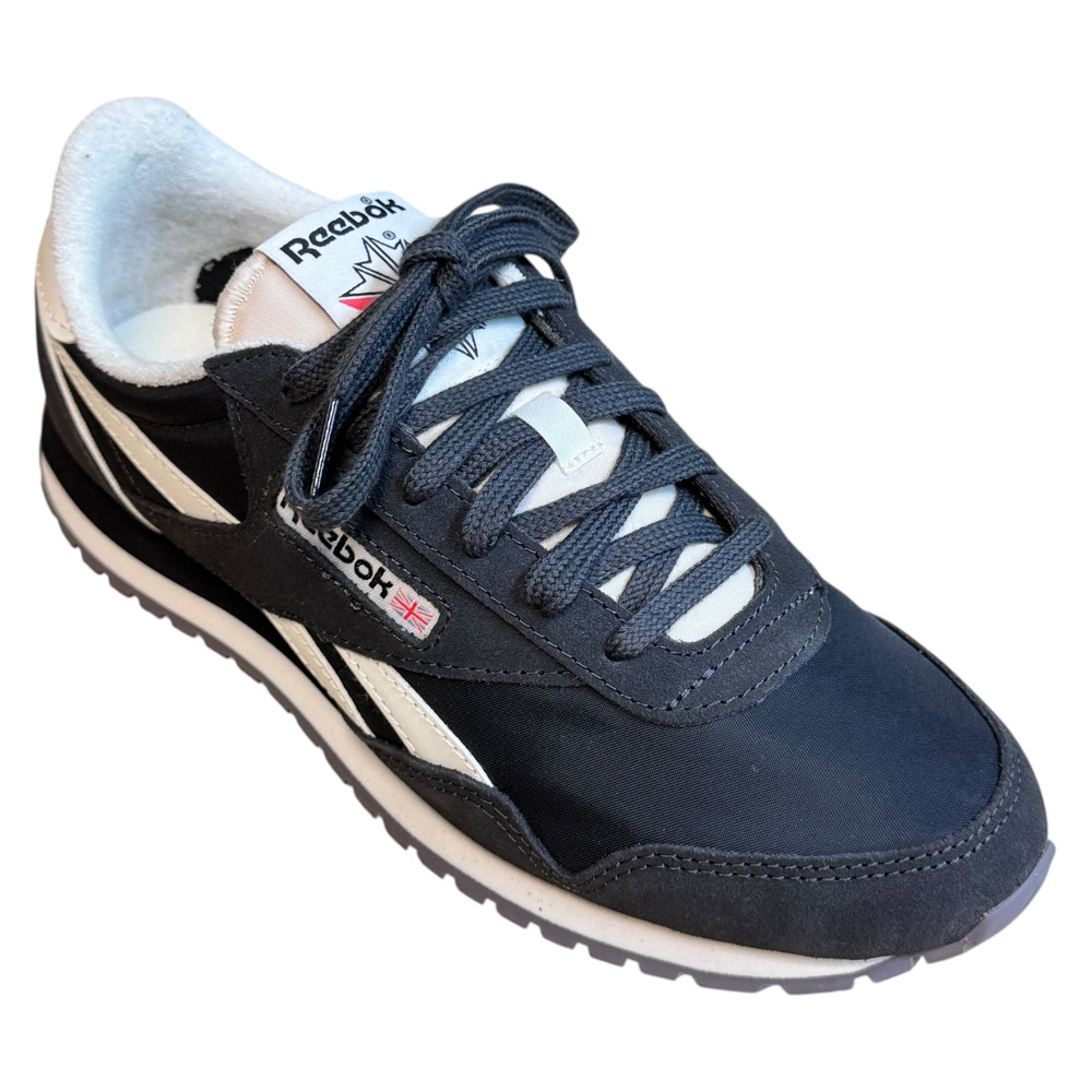 Reebok Eoss-Classic BUTY SPORTOWE damskie 39/40