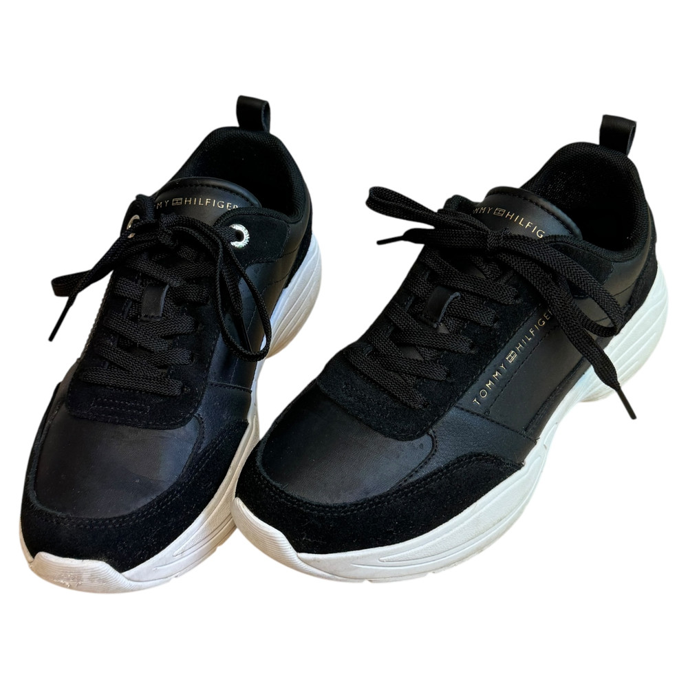 Tommy Hilfiger Essential Lthr BUTY SPORTOWE  damskie 39