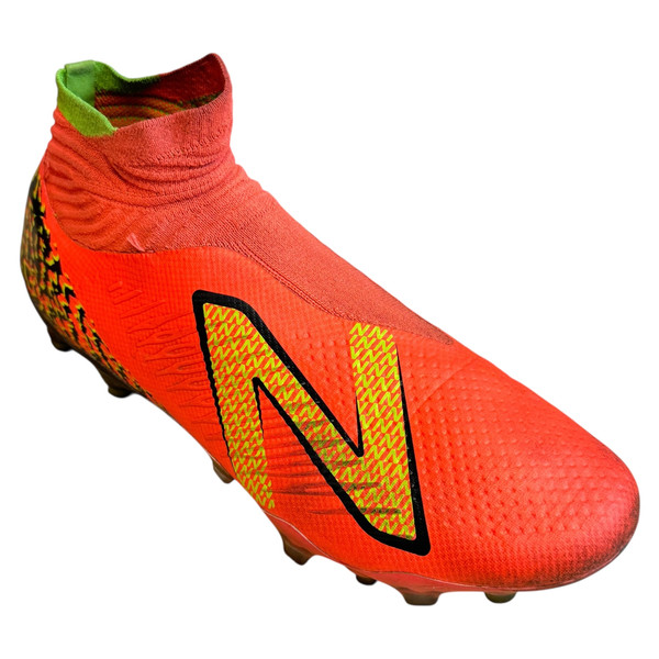 New Balance Tekela V4 Magique BUTY SPORTOWE korki dziecięce 44