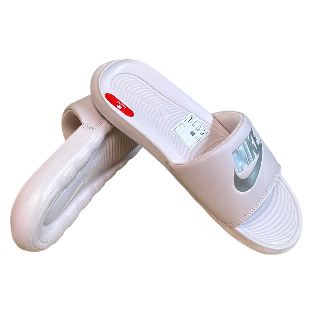 Nike VICTORI ONE KLAPKI damskie 39/40.5