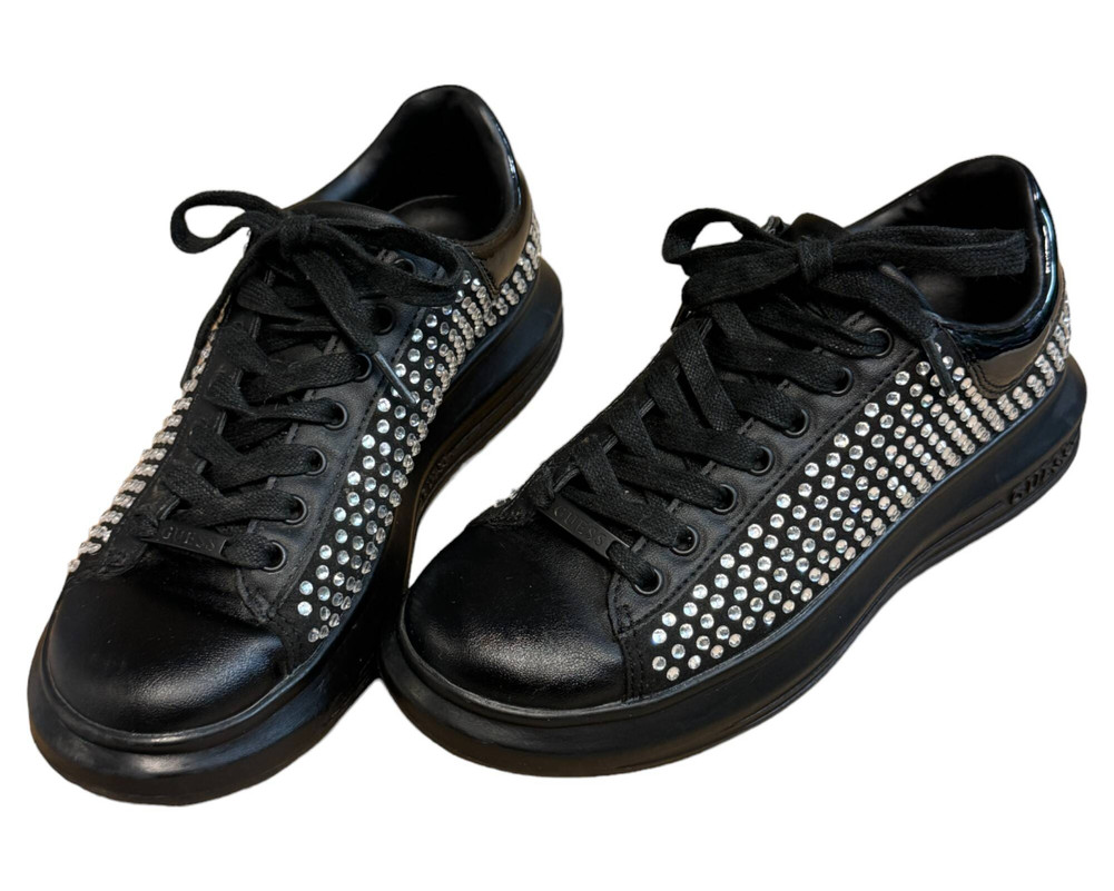 Guess Vibo  TRAMPKI  damskie 36