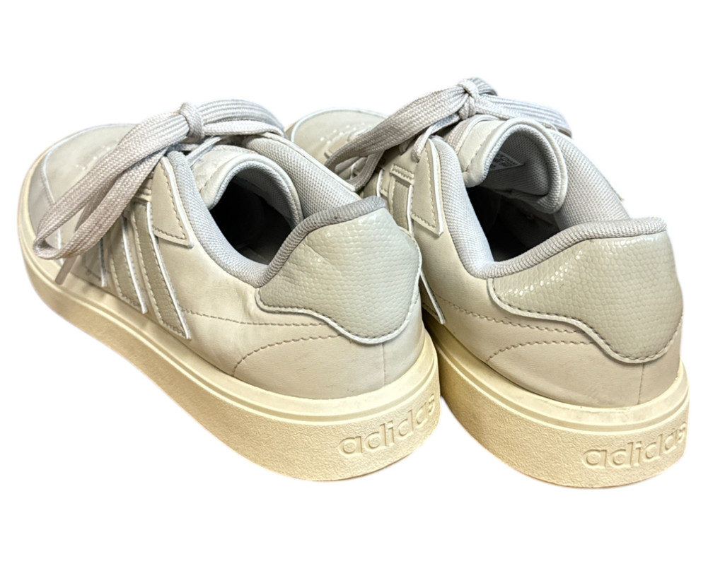 Adidas  Courtblock BUTY SPORTOWE  damskie 38