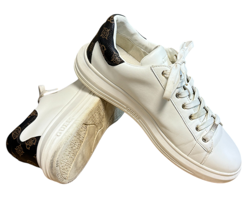 Guess  TRAMPKI  damskie 41