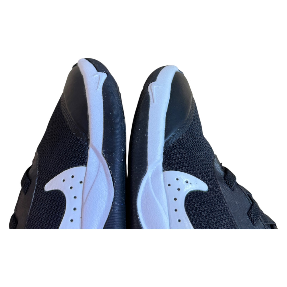 Nike Omni Multi-Court BUTY SPORTOWE dziecięce 32/33.5